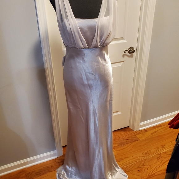 Gown - Picture 2 of 2
